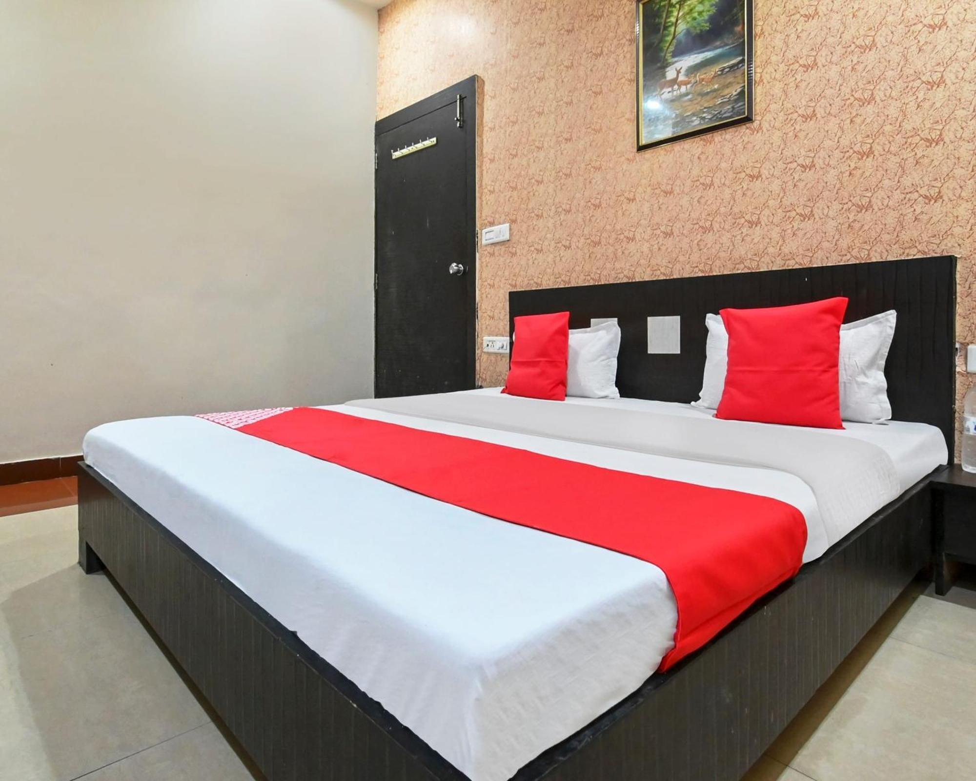 Hotel O Co Hotel Hisar Bagian luar foto